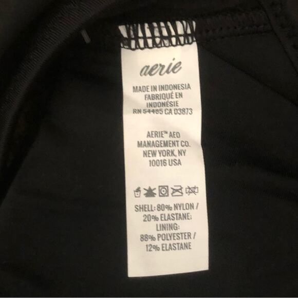 Aerie NWT Stylish Wrap Around Criss Cross Halter Bikini Top Black Size Small - Picture 10 of 15